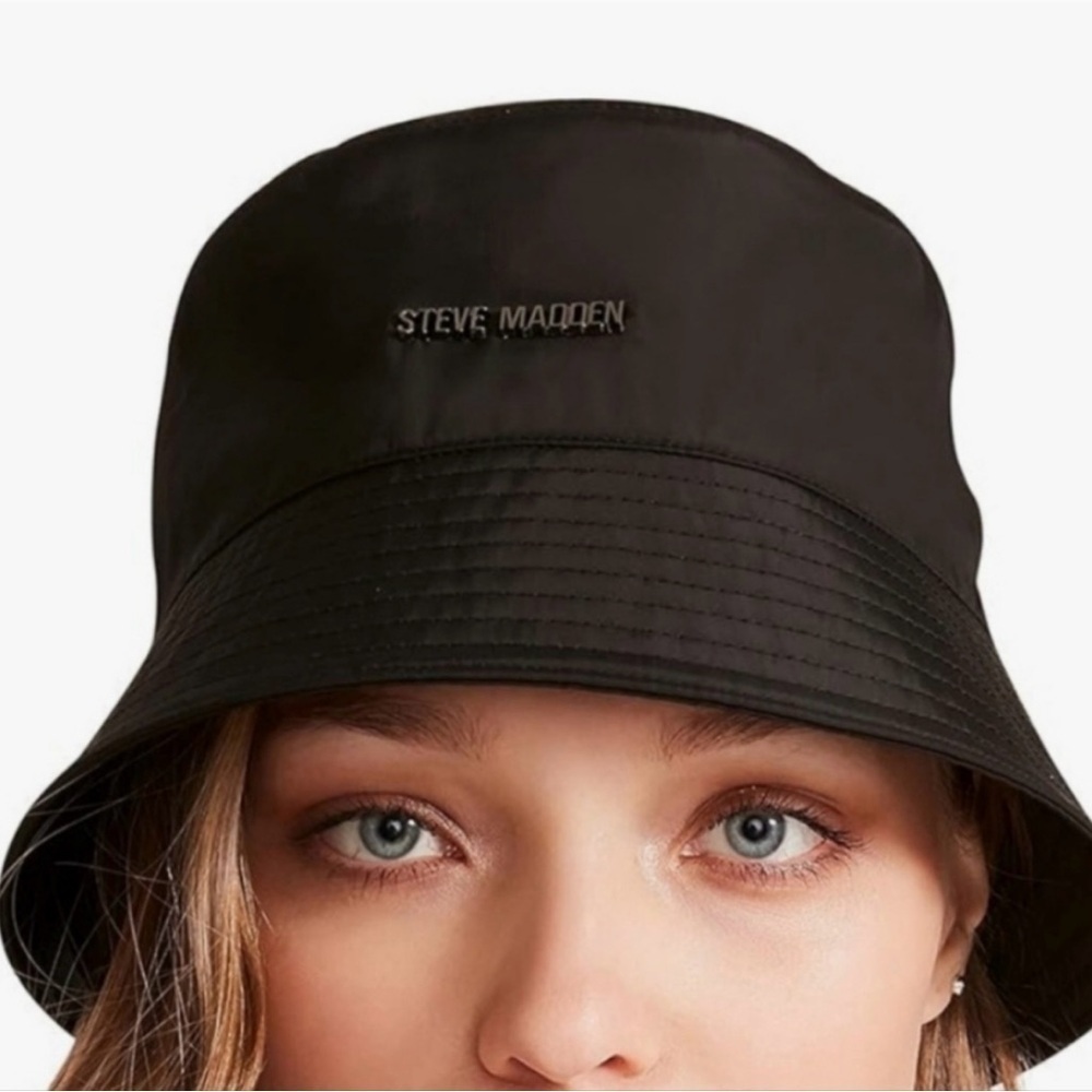 NWOT Steve Madden Womens Black Satin Lined Bucket Hat 90s core cool girl shiny